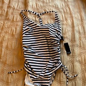 Palisade beach club, swimwear, size large new